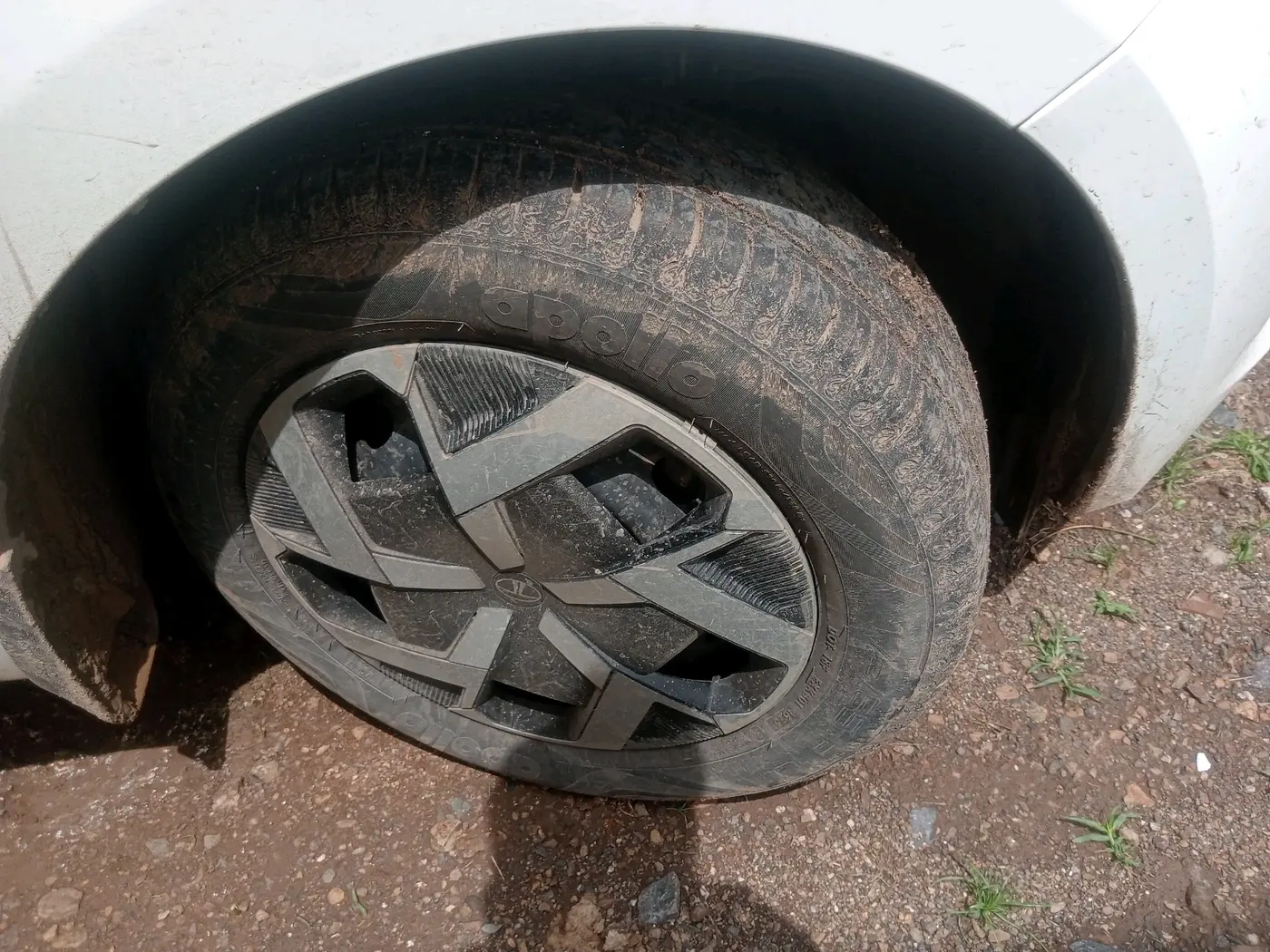 2025 Tata TIGOR XT iCNG, CNG, Manual, 3,982 km, tyre