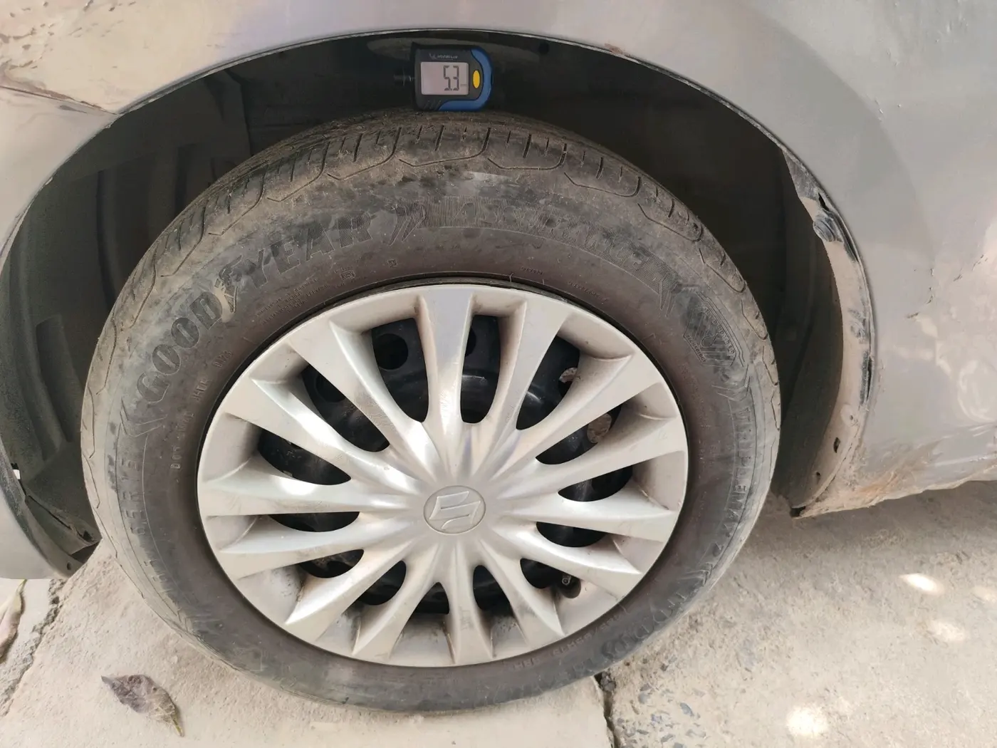 2016 Maruti Ciaz VDI+ SHVS, Diesel, Manual, 76,400 km, tyre