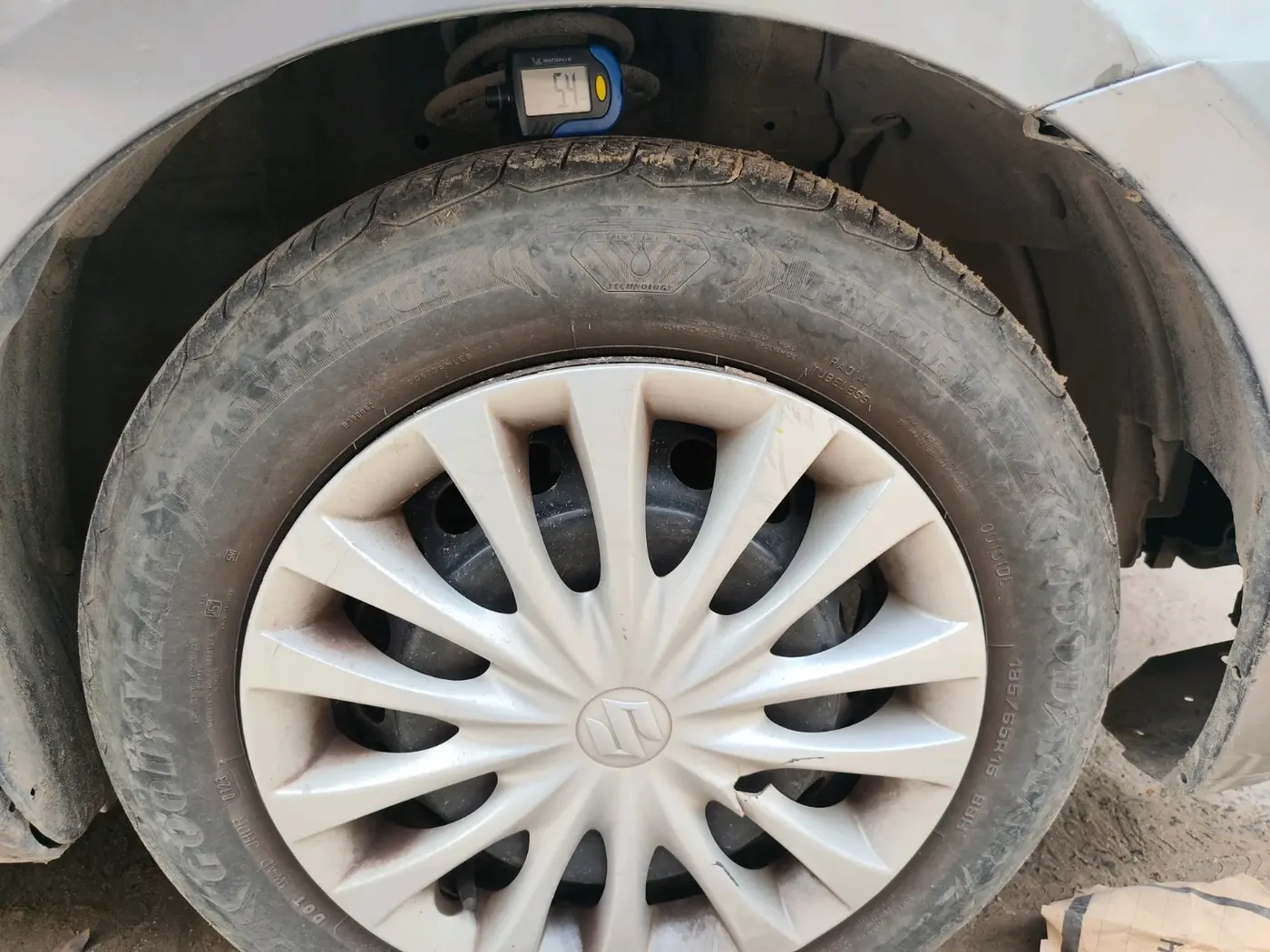 2016 Maruti Ciaz VDI+ SHVS, Diesel, Manual, 76,400 km, tyre