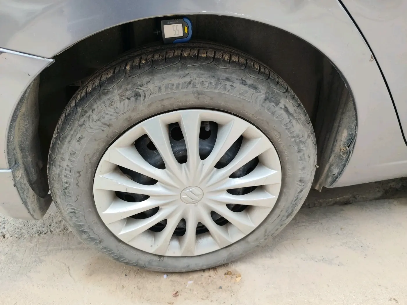 2016 Maruti Ciaz VDI+ SHVS, Diesel, Manual, 76,400 km, tyre