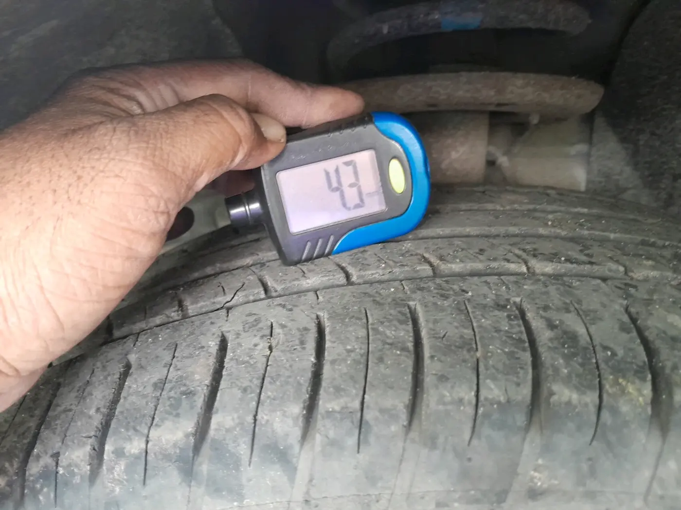 2018 Mahindra XUV500 W11, Diesel, Manual, 44,493 km, tyre