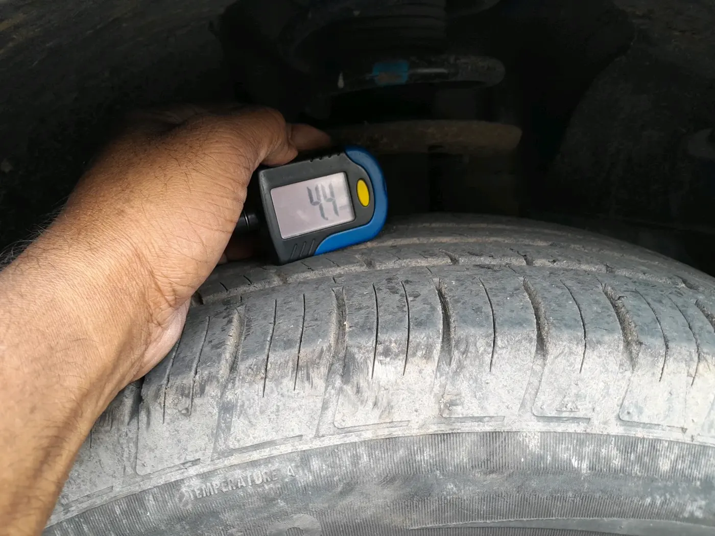 2018 Mahindra XUV500 W11, Diesel, Manual, 44,493 km, tyre