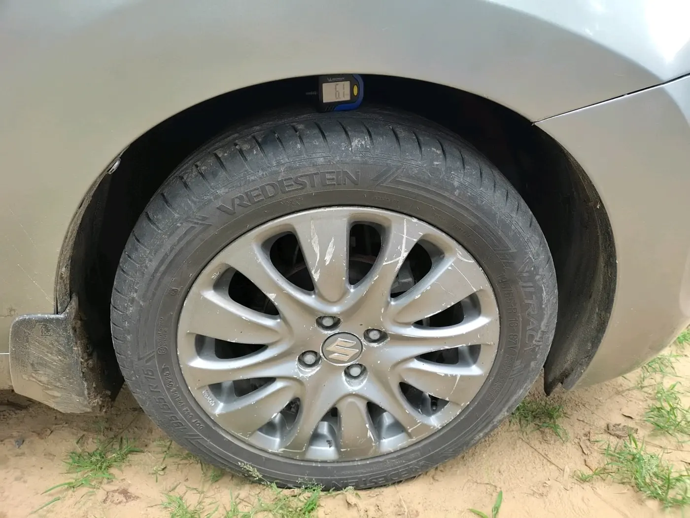 2016 Maruti Baleno ZETA PETROL 1.2, CNG, Manual, 3,29,296 km, tyre