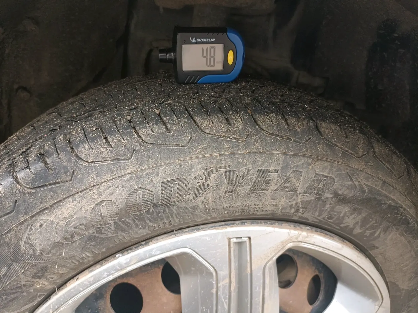 2022 Tata NEXON XM SUNROOF PETROL, Petrol, Manual, 62,033 km, tyre