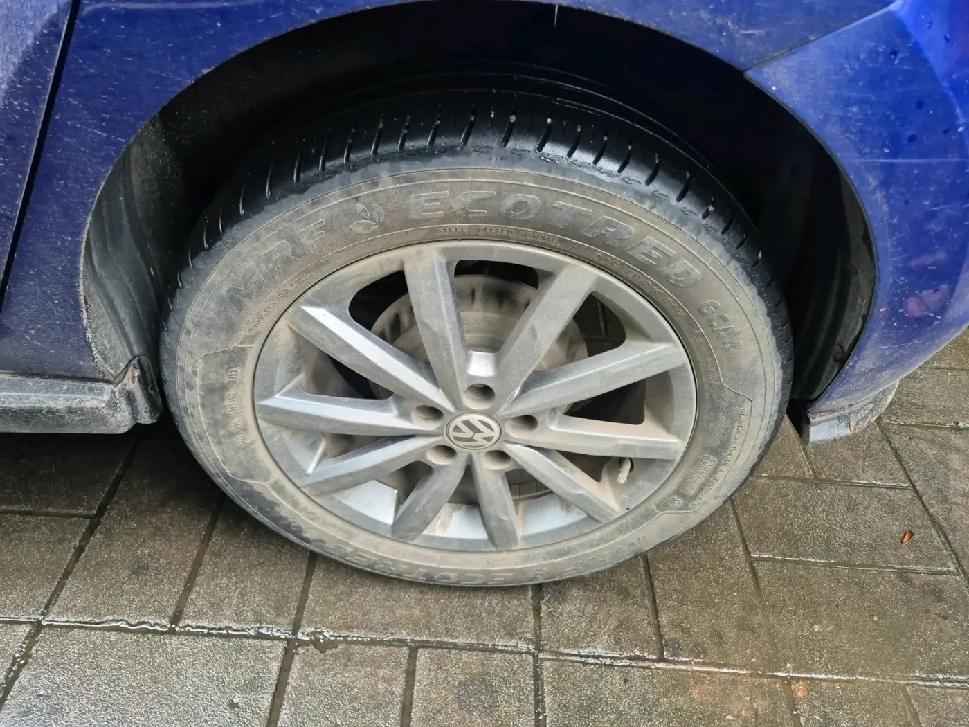 2018 Volkswagen Polo HIGHLINE PLUS 1.0 16 ALLOY, Petrol, Manual, 74,236 km, tyre