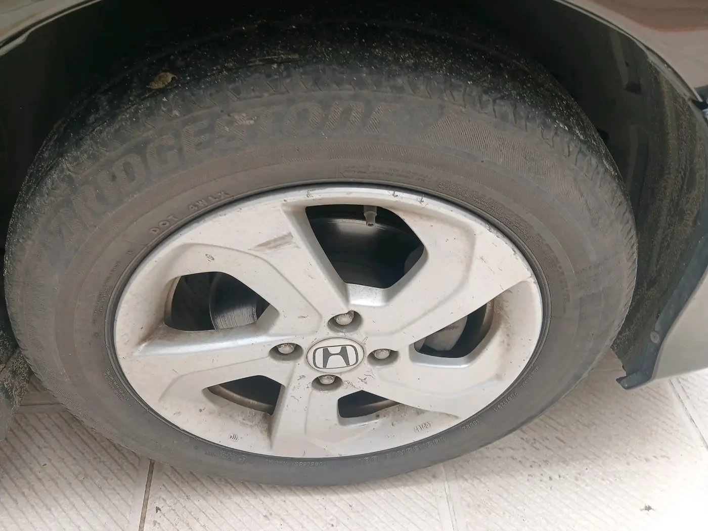 2014 Honda City 1.5L I-DTEC VX, Diesel, Manual, 83,826 km, tyre