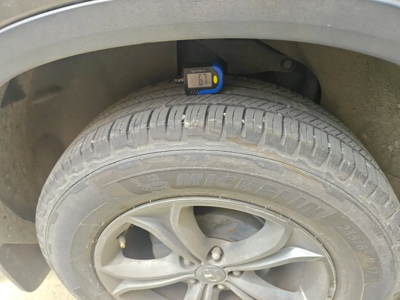 2021 Tata Harrier XT 2.0L KRYOTEC, Diesel, Manual, 82,032 km, tyre