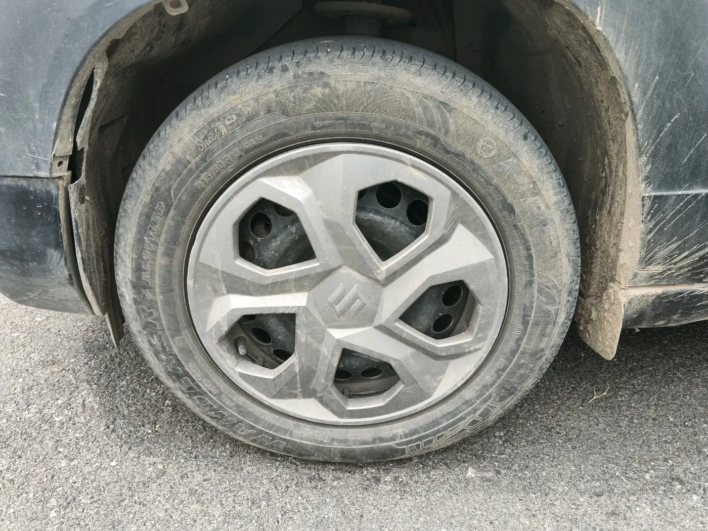 2024 Maruti BREZZA VXI S-CNG, CNG, Manual, 51,345 km, tyre