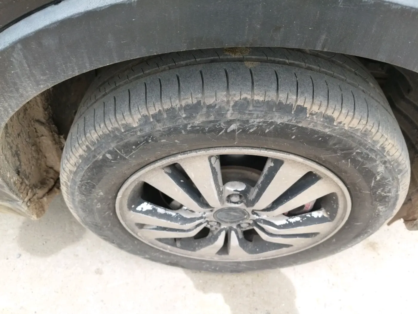 2019 Mahindra XUV300 W6 1.5 DIESEL, Diesel, Manual, 73,983 km, tyre
