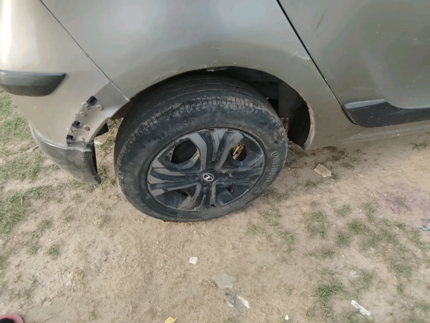 2019 Tata TIAGO NRG PETROL, Petrol, Manual, 76,739 km, tyre