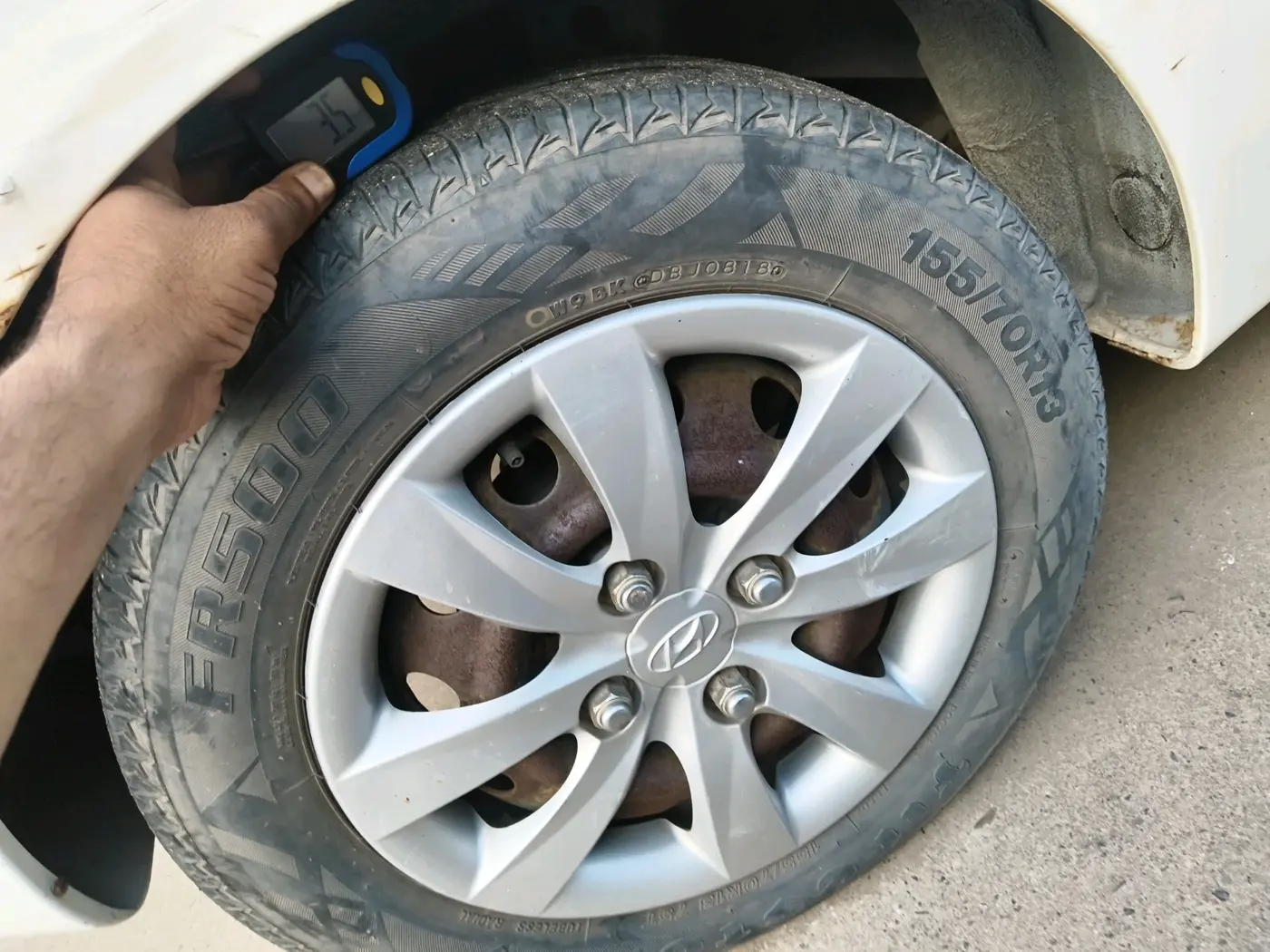 2012 Hyundai Eon MAGNA +, Petrol, Manual, 59,512 km, tyre