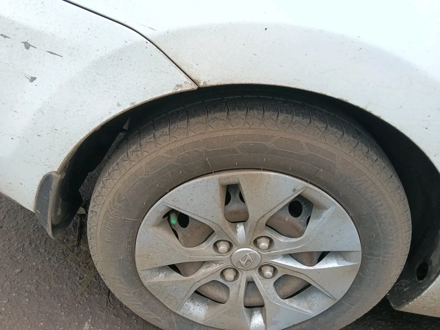 2018 Hyundai Xcent S 1.2 CRDI, Diesel, Manual, 1,90,359 km, tyre