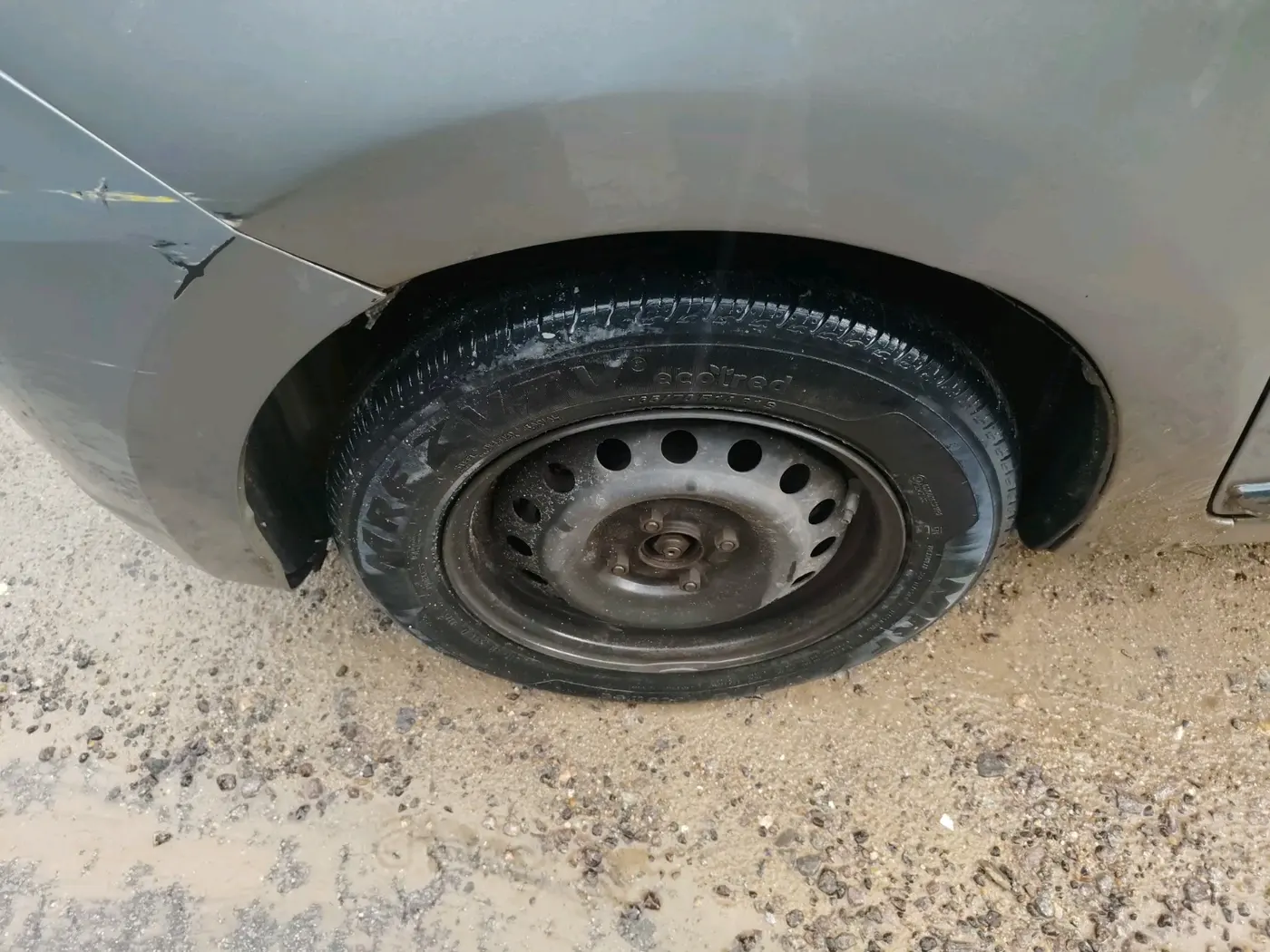 2015 Maruti Celerio VXI AMT, Petrol, Automatic, 92,392 km, tyre