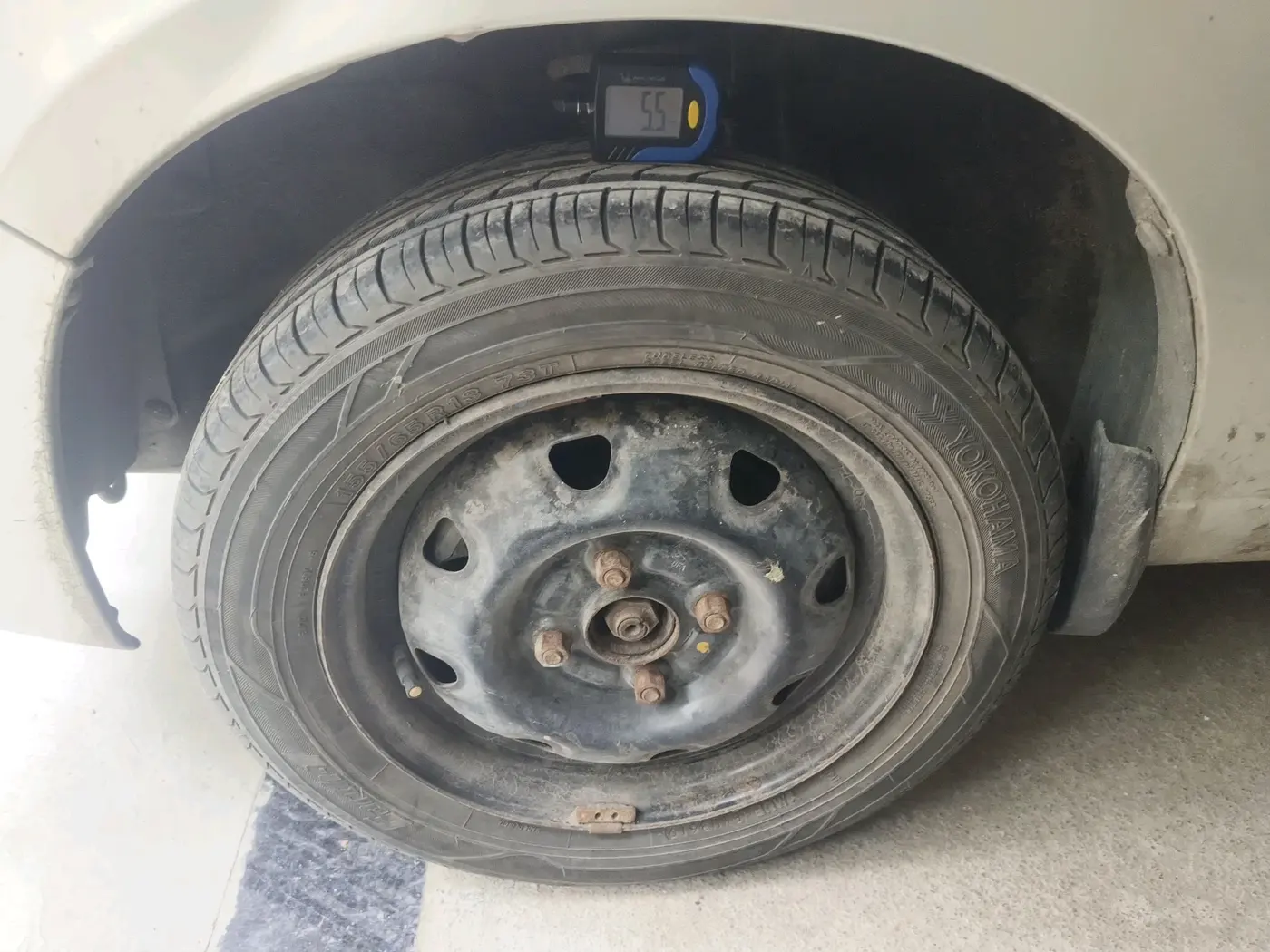 2011 Maruti Alto K10 VXI, Petrol, Manual, 30,550 km, tyre