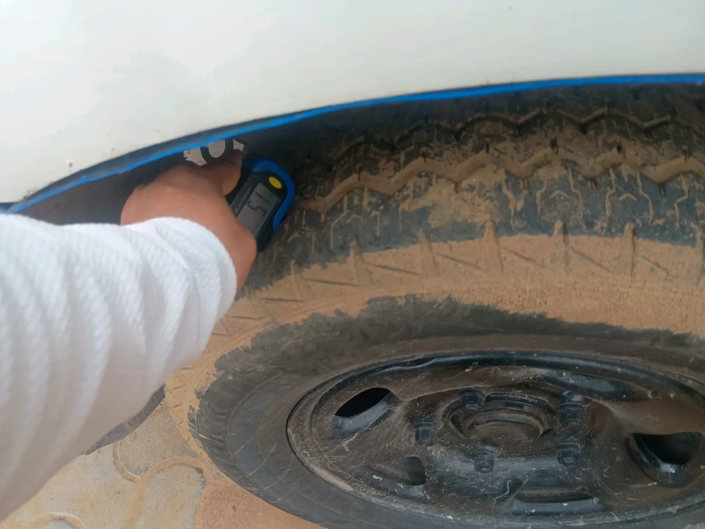 2013 Mahindra Scorpio EX M2DI, Diesel, Manual, 96,077 km, tyre