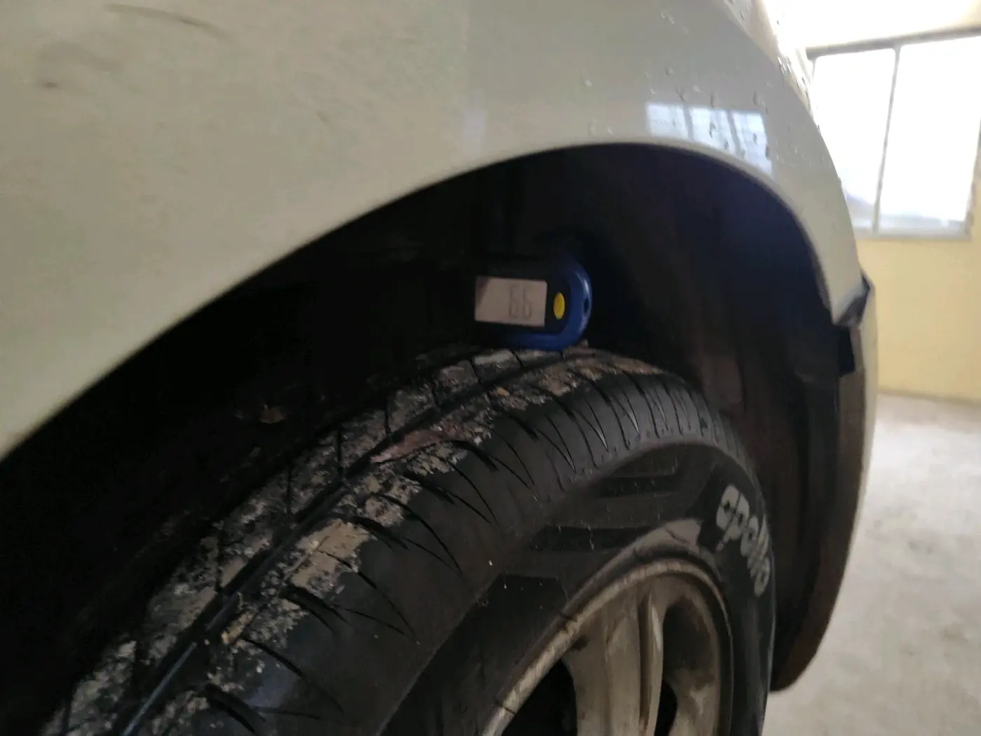 2011 Hyundai i20 MAGNA (O) 1.2, Petrol, Manual, 33,183 km, tyre
