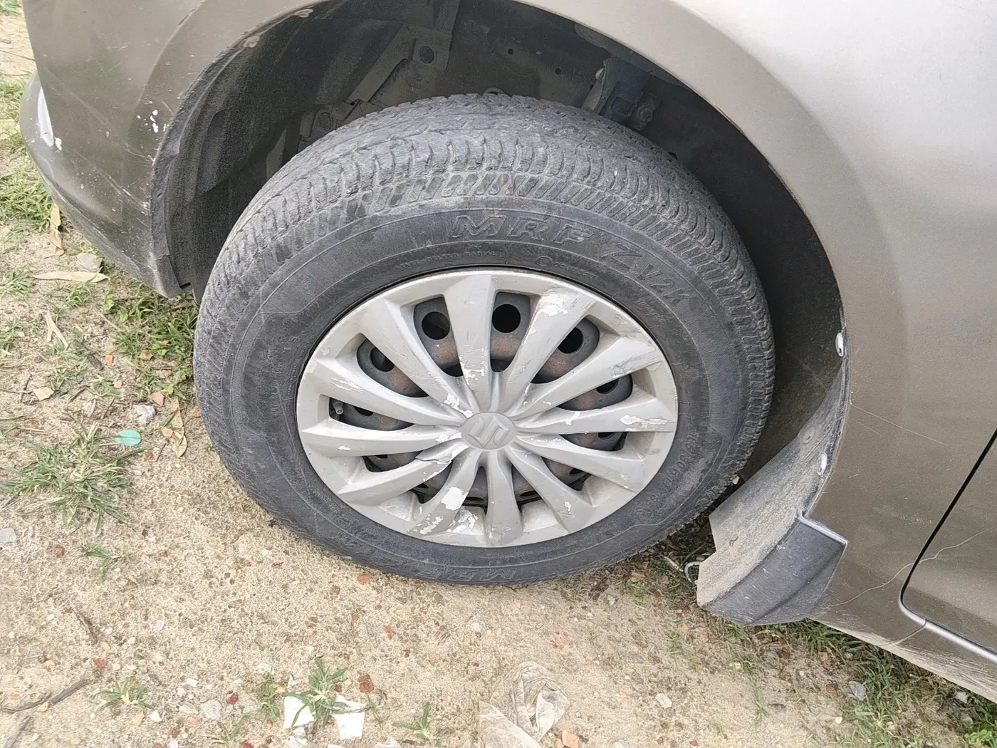 2015 Maruti Swift Dzire VXI, Petrol, Manual, 40,808 km, tyre
