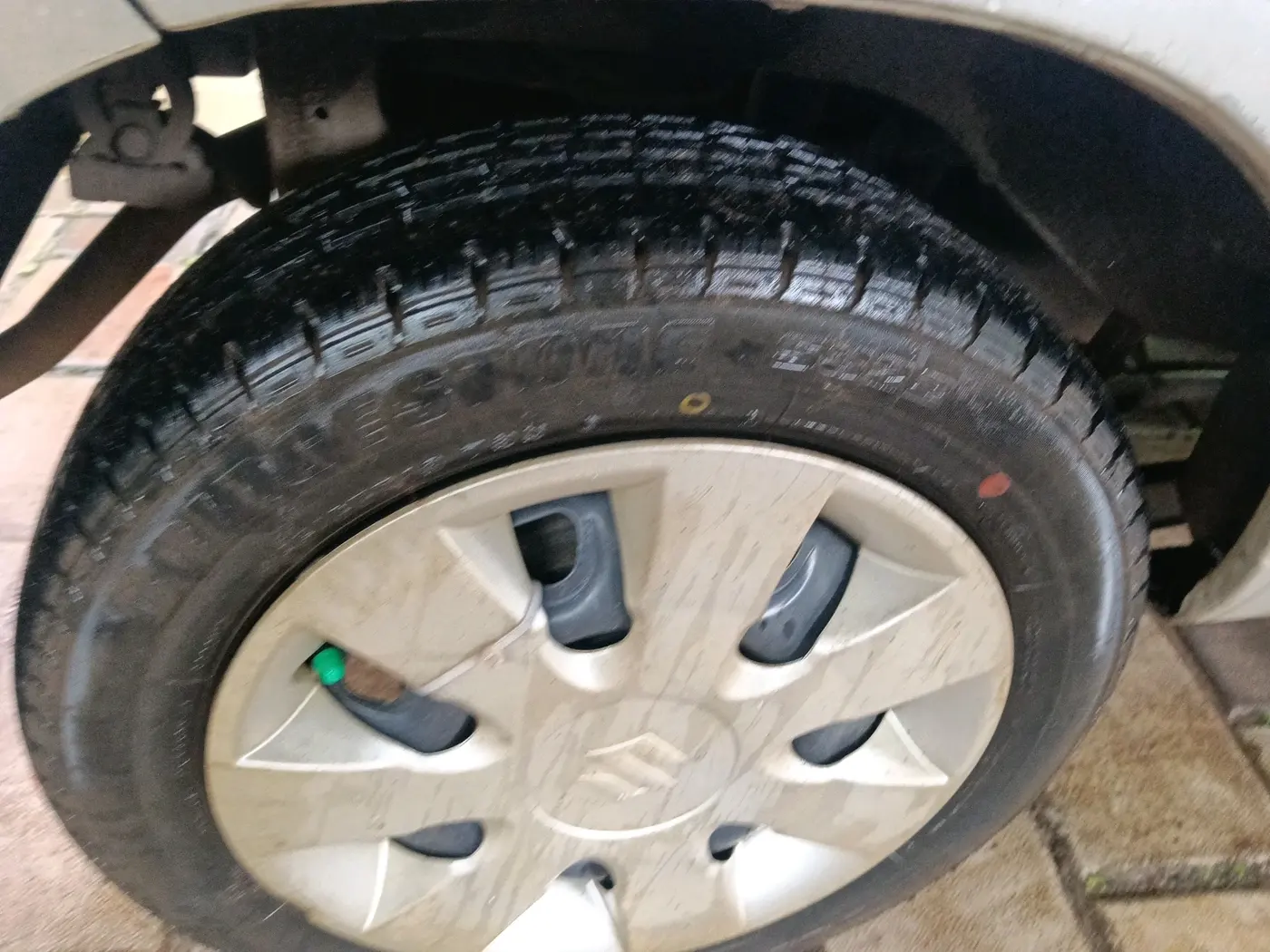 2014 Maruti Alto K10 VXI, Petrol, Manual, 37,459 km, tyre