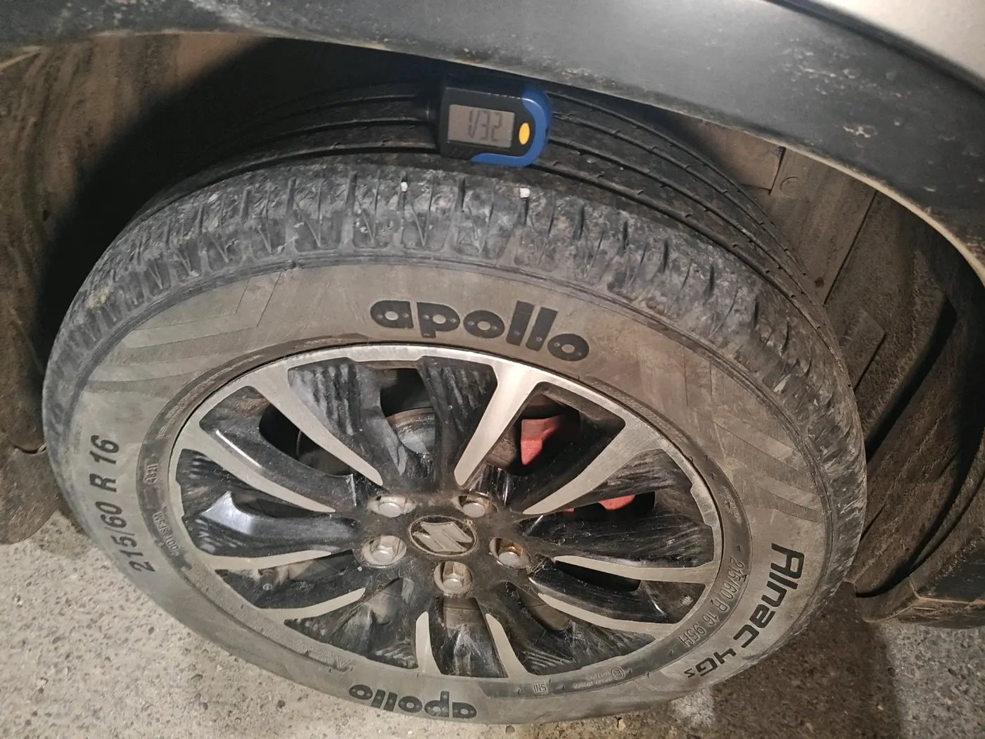 2018 Maruti Vitara Brezza VDI, Diesel, Manual, 89,416 km, tyre