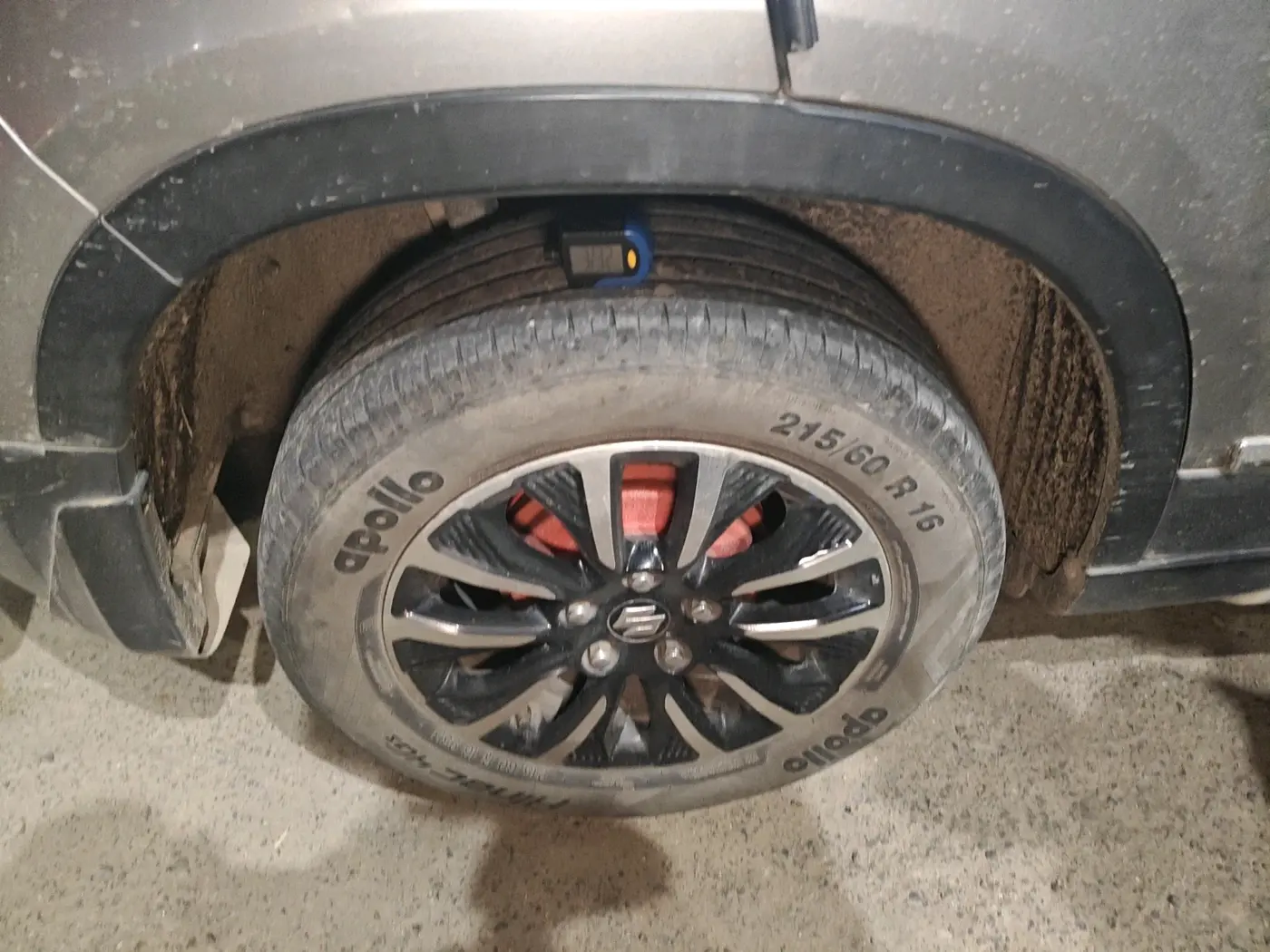 2018 Maruti Vitara Brezza VDI, Diesel, Manual, 89,416 km, tyre
