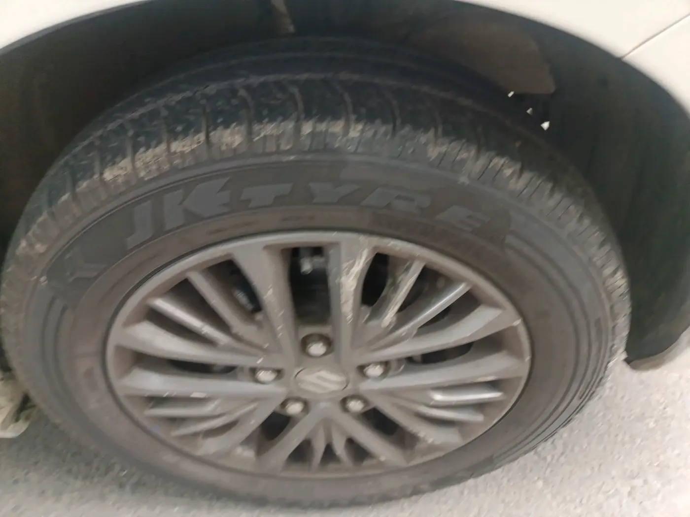 2021 Maruti Ertiga ZXI SHVS, Petrol, Manual, 78,047 km, tyre