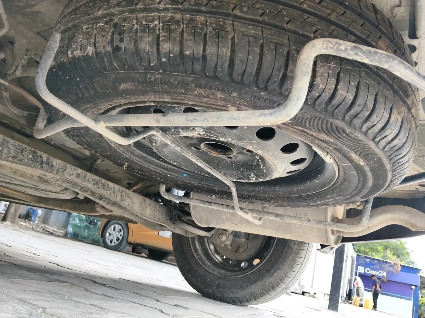 2025 Maruti Ertiga VXI SHVS, Petrol, Manual, 9,813 km, tyre