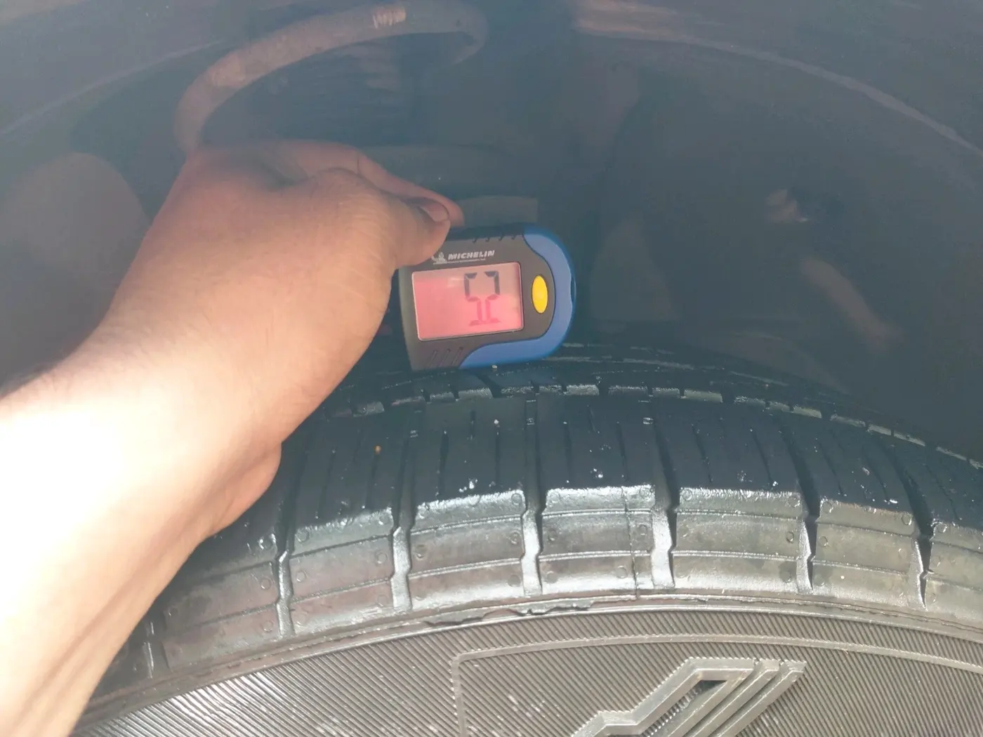 2018 Mahindra XUV500 W11 AT, Diesel, Automatic, 86,239 km, tyre