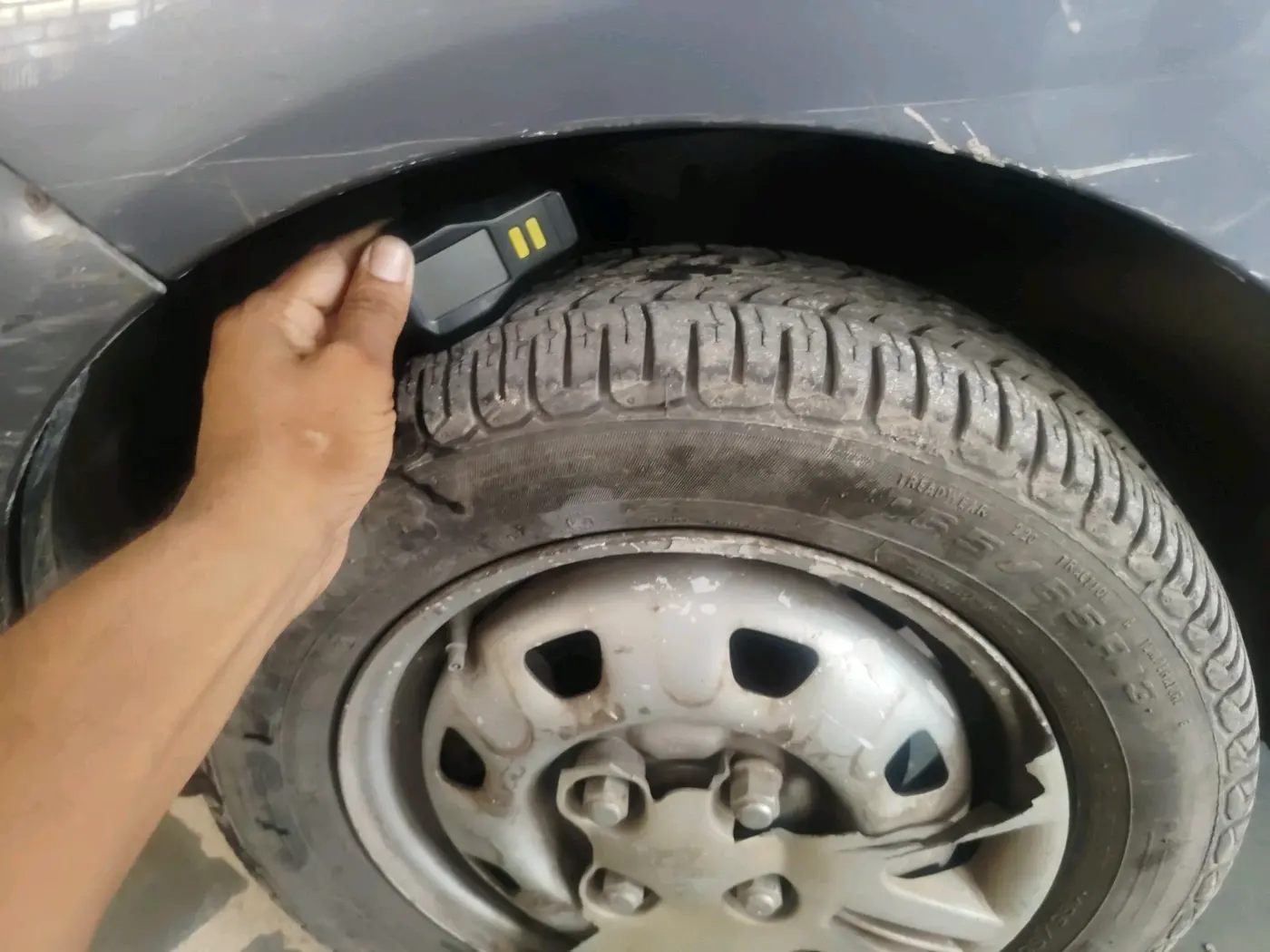 2011 Hyundai Santro Xing GL PLUS, Petrol, Manual, 61,433 km, tyre