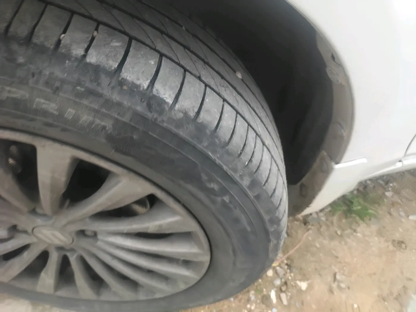 2016 Maruti Ciaz ZDI+ SHVS RS, Diesel, Manual, 1,12,384 km, tyre
