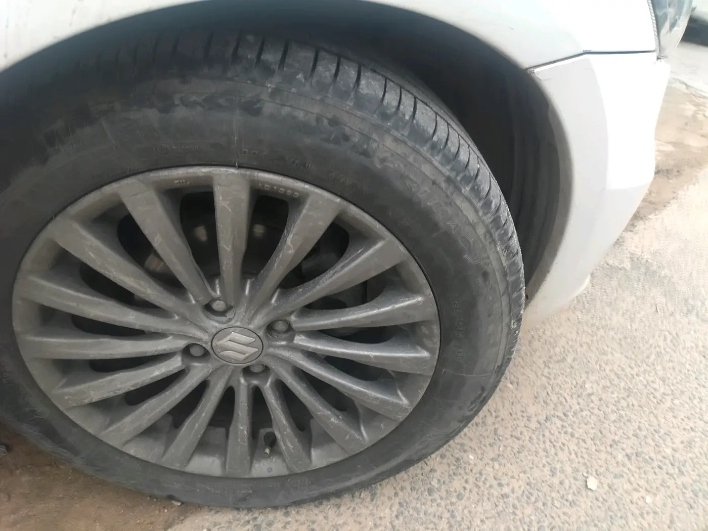 2016 Maruti Ciaz ZDI+ SHVS RS, Diesel, Manual, 1,12,384 km, tyre