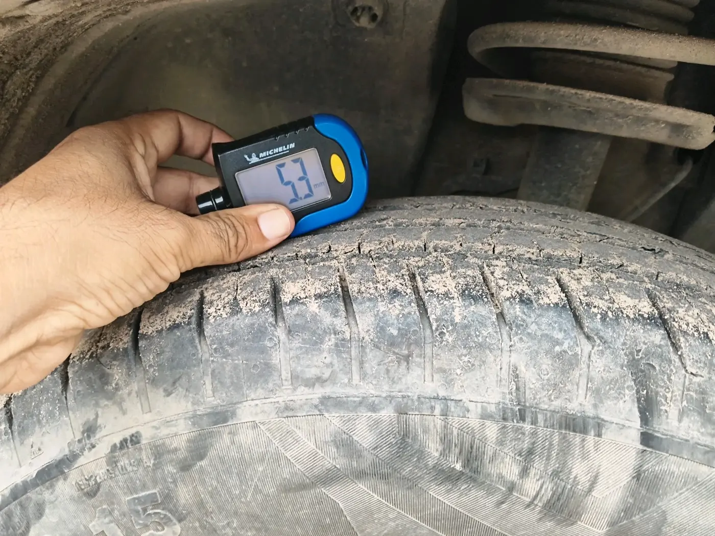 2023 Tata PUNCH PURE MT, Petrol, Manual, 37,395 km, tyre