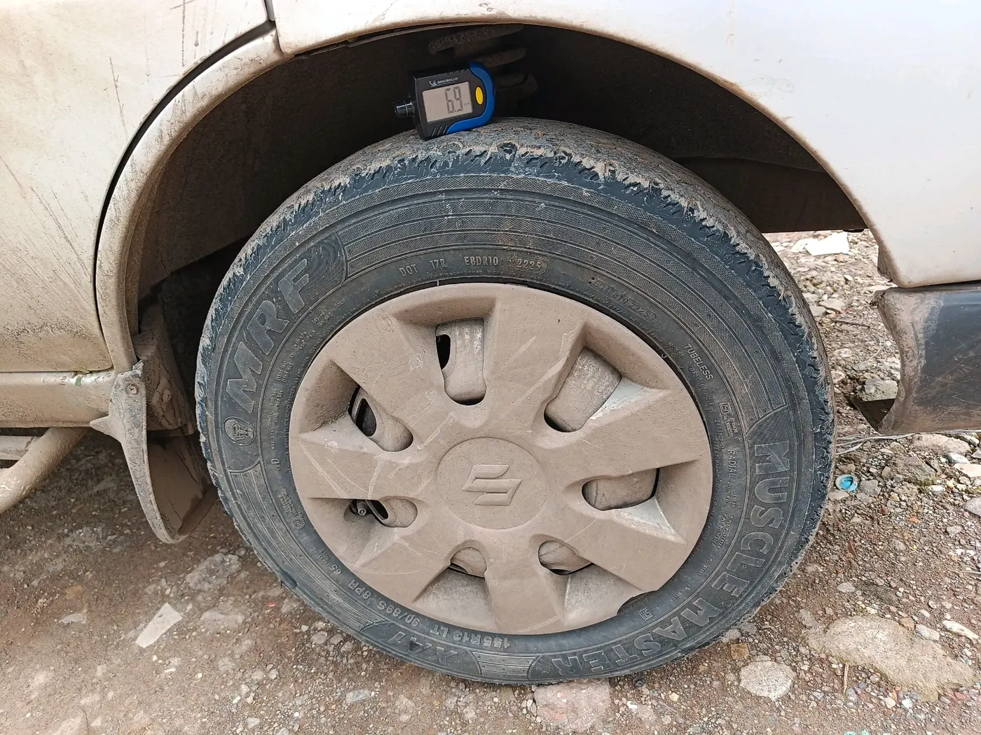 2020 Maruti Eeco 5 STR WITH A/C+HTR CNG, CNG, Manual, 84,827 km, tyre