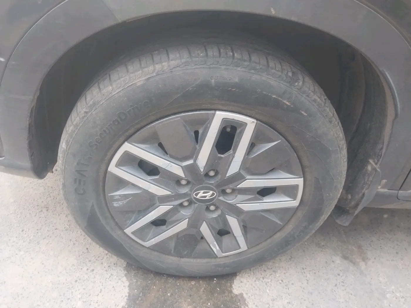 2021 Hyundai VENUE SX 1.0 TURBO IMT, Petrol, Manual, 46,621 km, tyre