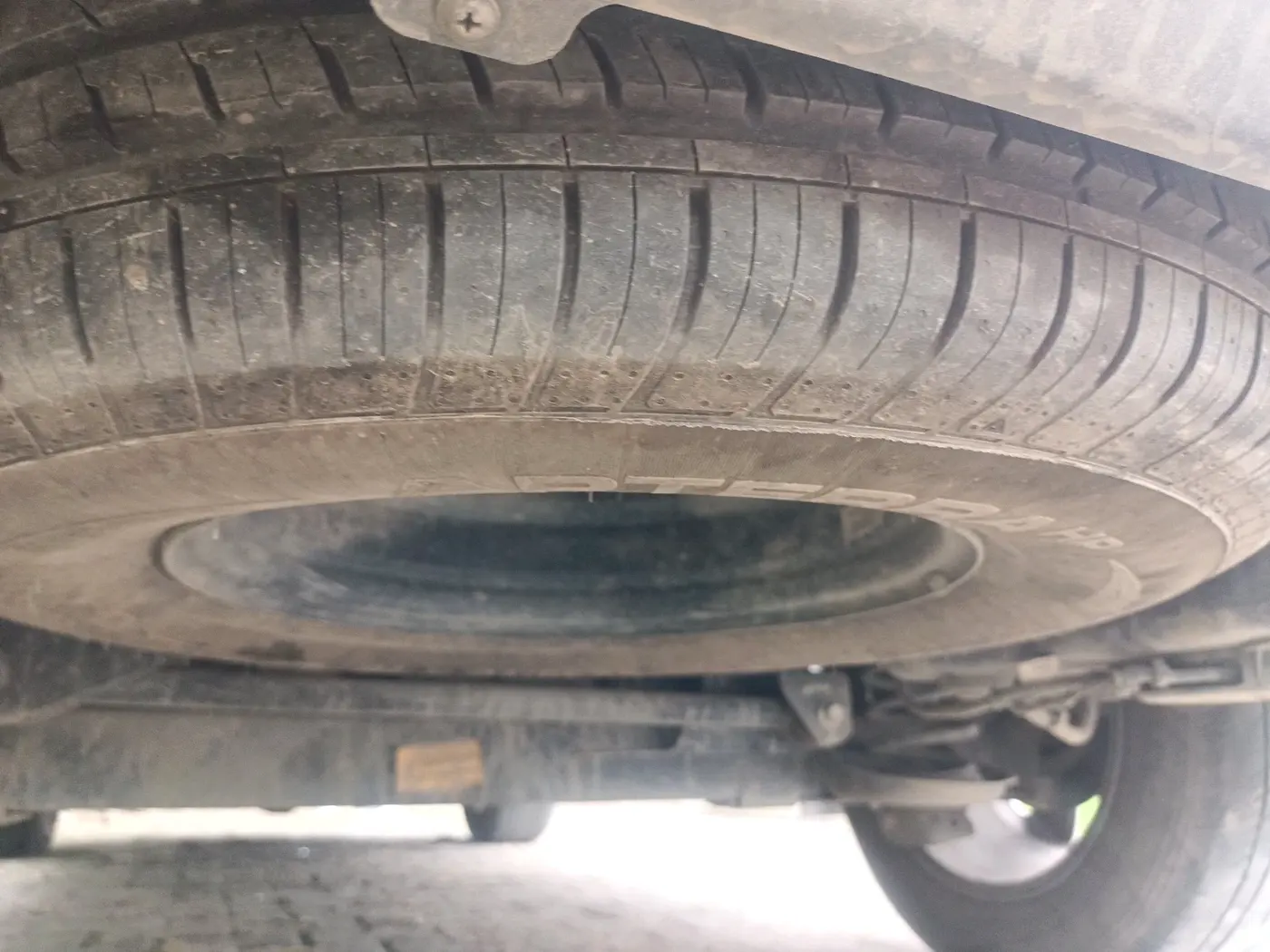 2023 Tata Safari XZ PLUS, Diesel, Manual, 68,477 km, tyre