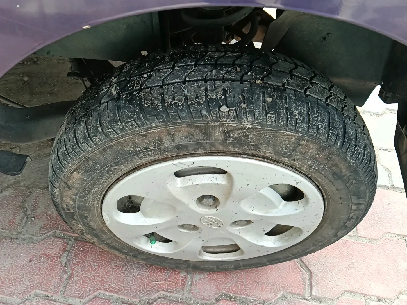 2014 Tata Nano TWIST XT, Petrol, Manual, 51,772 km, tyre