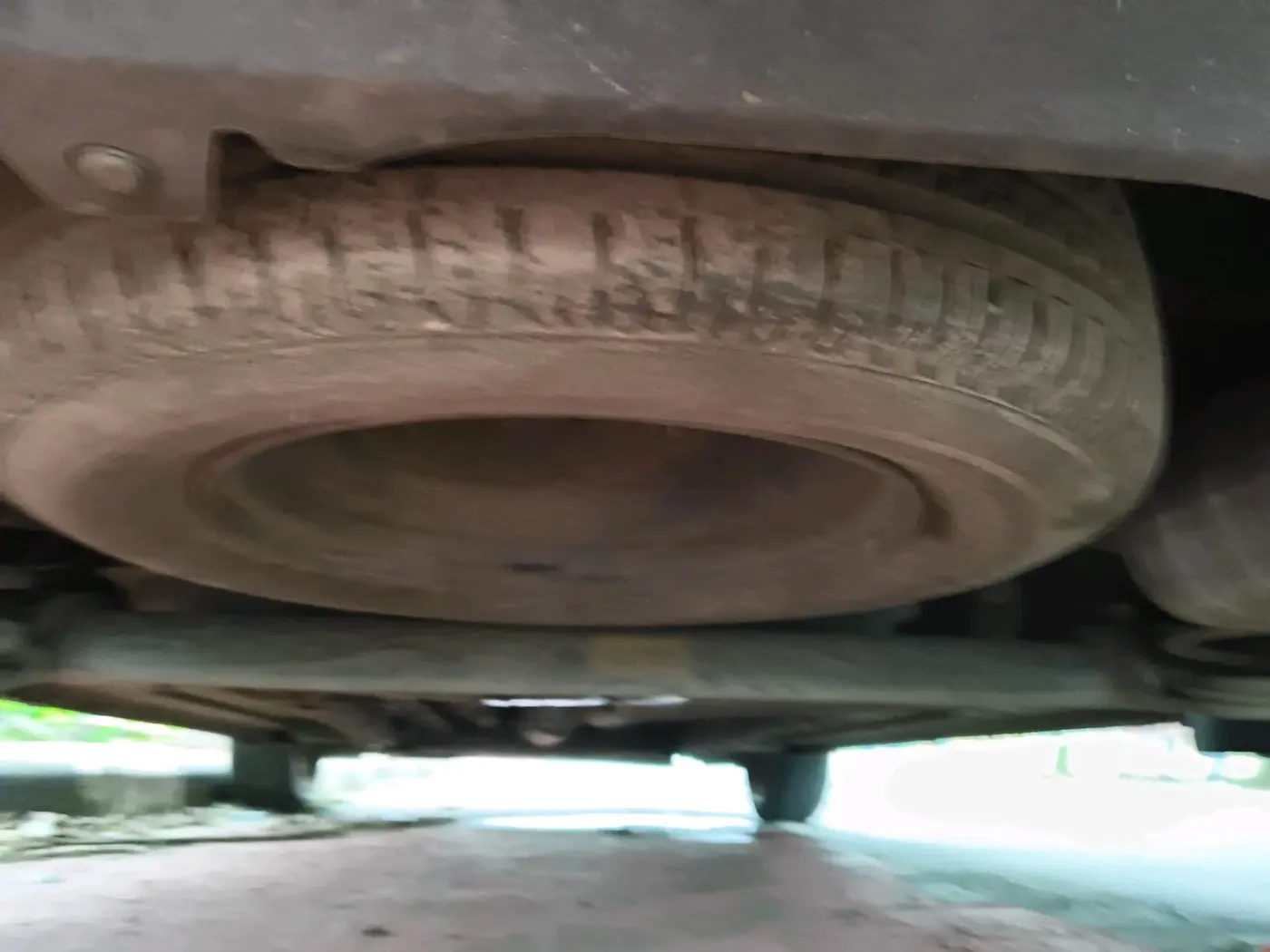 2023 Tata ALTROZ XZ CNG, CNG, Manual, 98,916 km, tyre