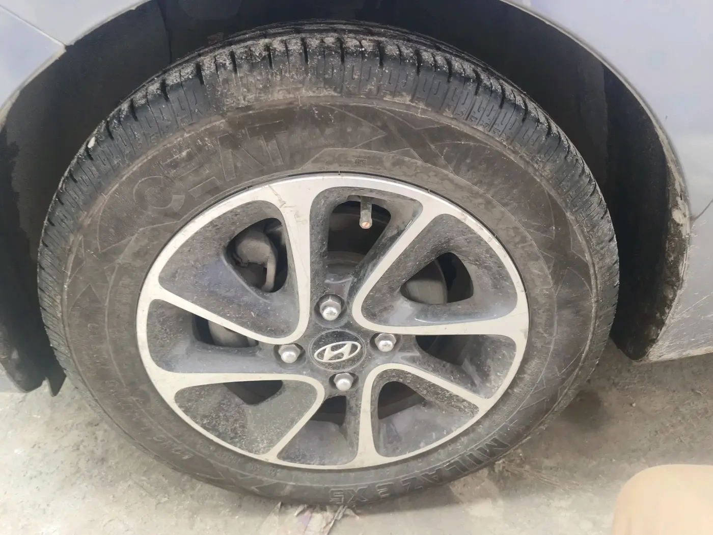 2018 Hyundai Grand i10 ASTA 1.2 KAPPA VTVT, Petrol, Manual, 53,346 km, tyre