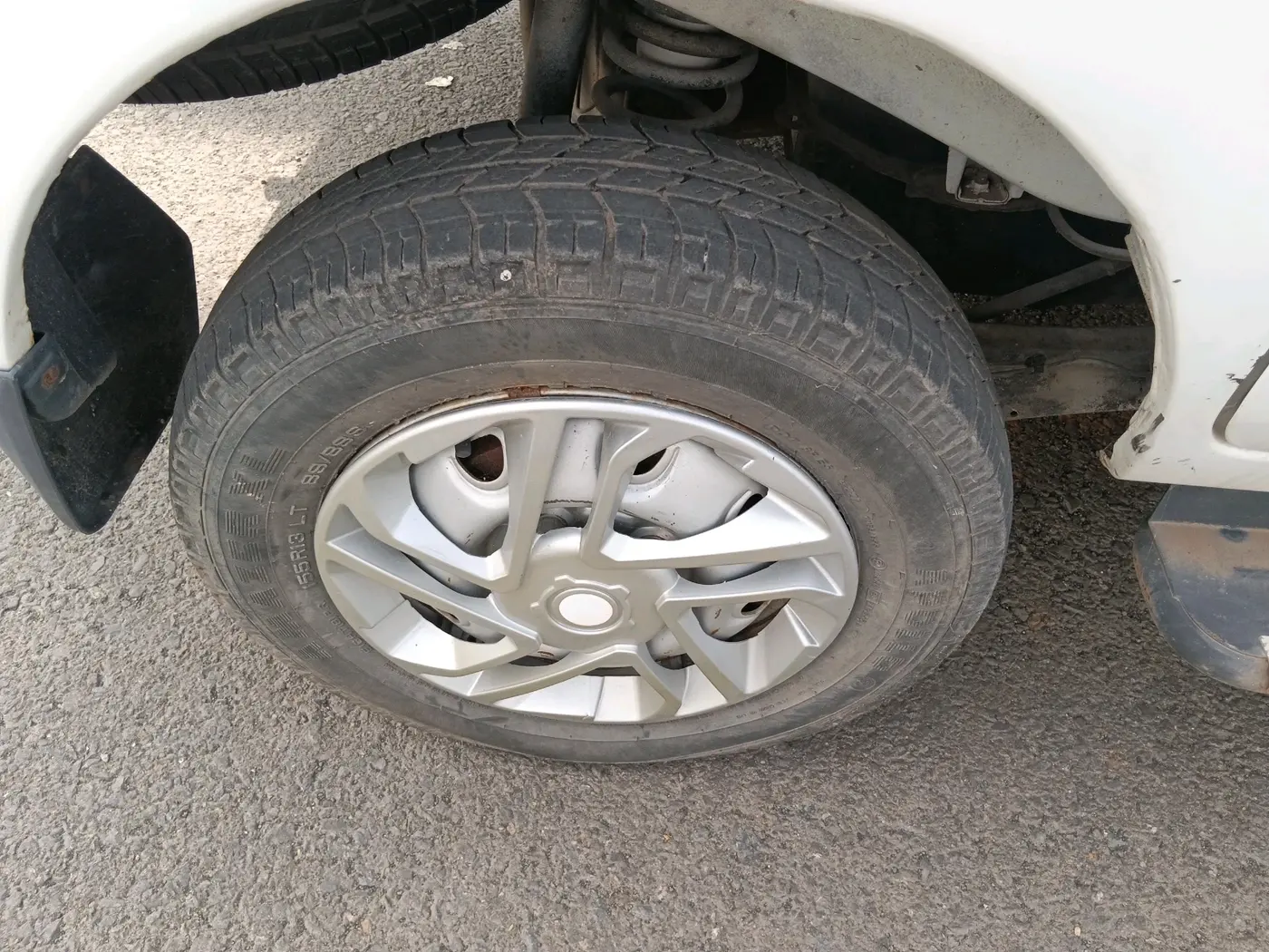 2021 Maruti Eeco 5 STR WITH A/C+HTR, Petrol, Manual, 18,456 km, tyre