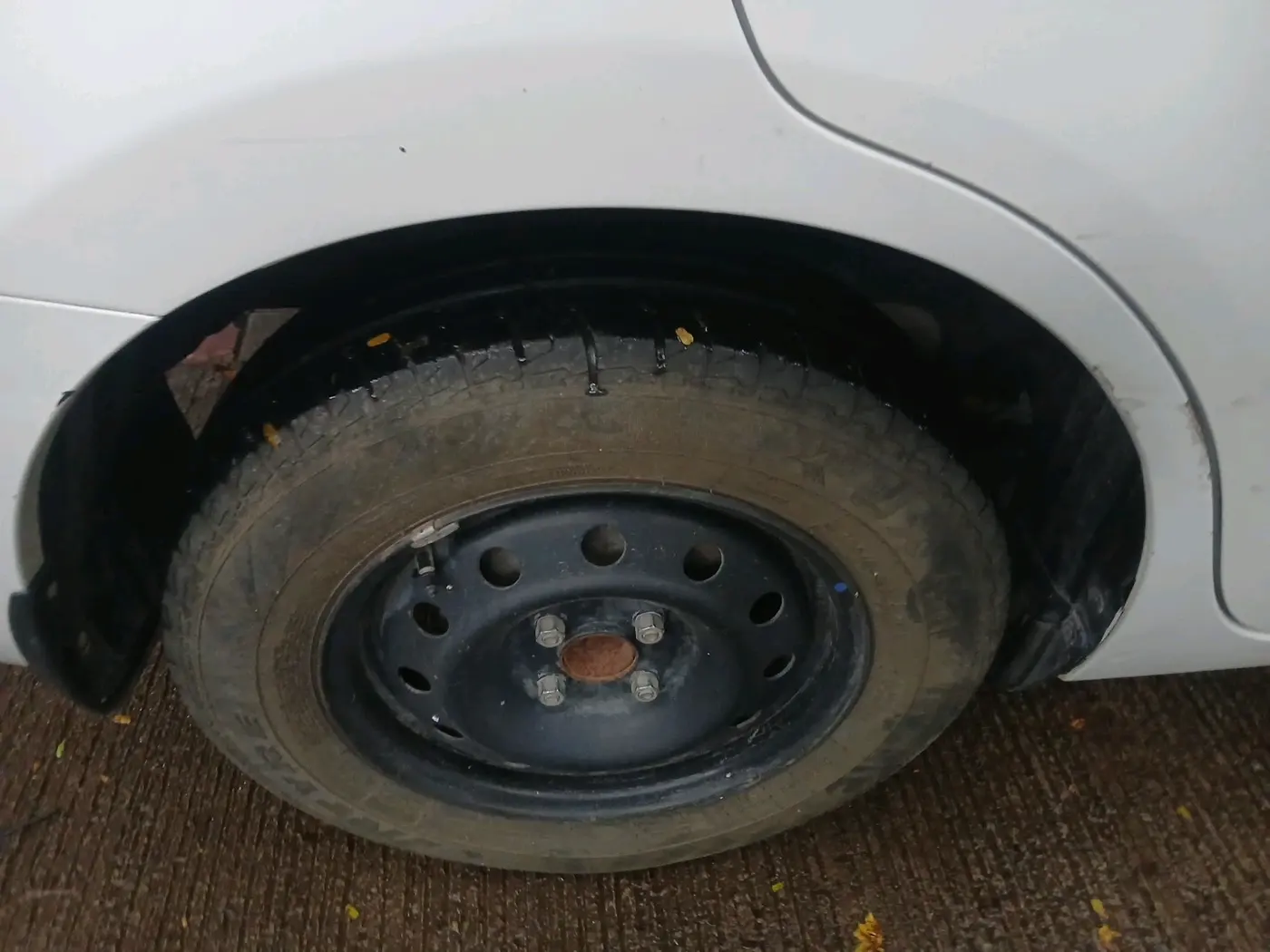 2021 Maruti Dzire VXI, Petrol, Manual, 46,905 km, tyre