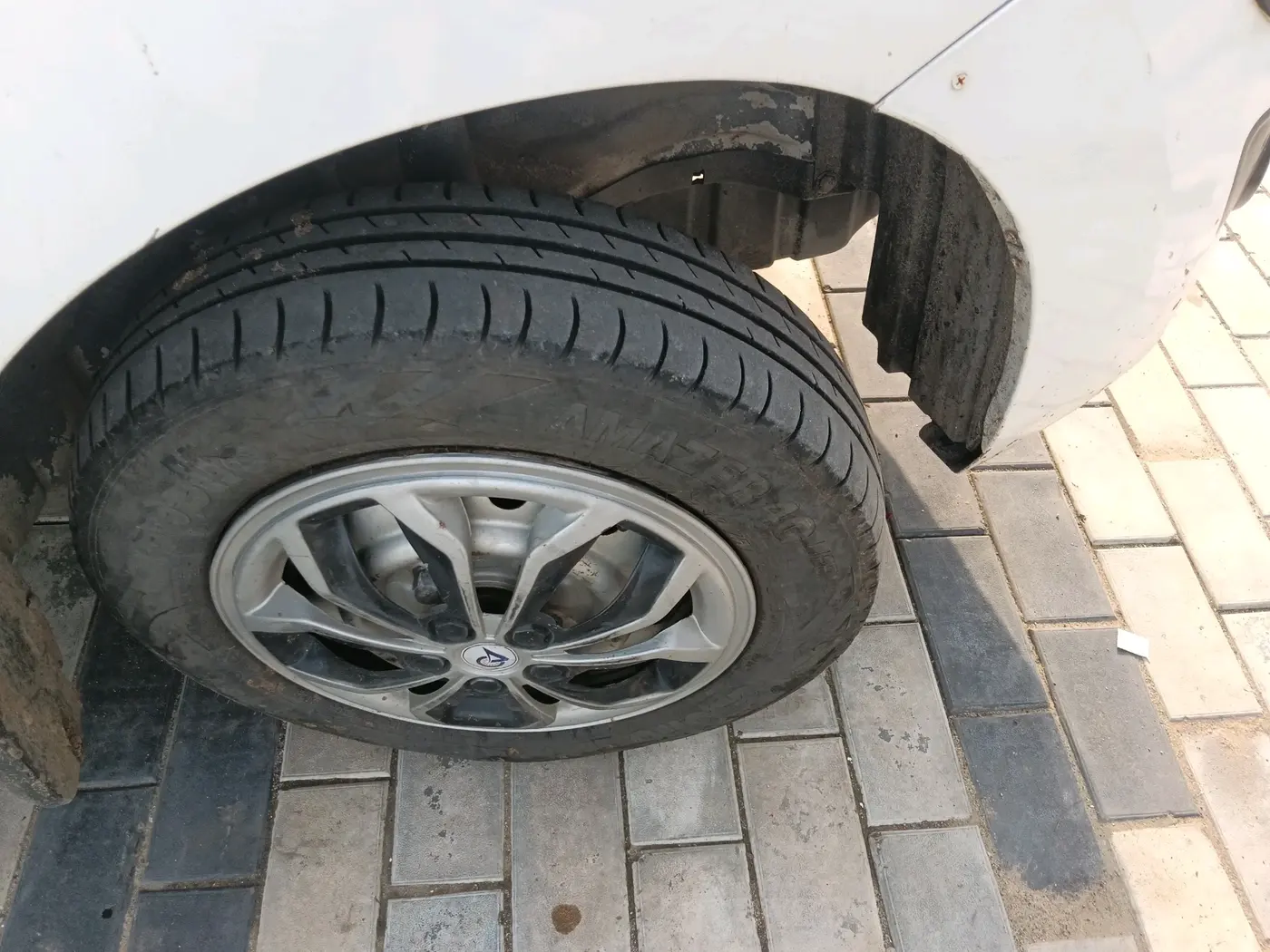 2014 Maruti Wagon R 1.0 LXI, Petrol, Manual, 1,22,228 km, tyre