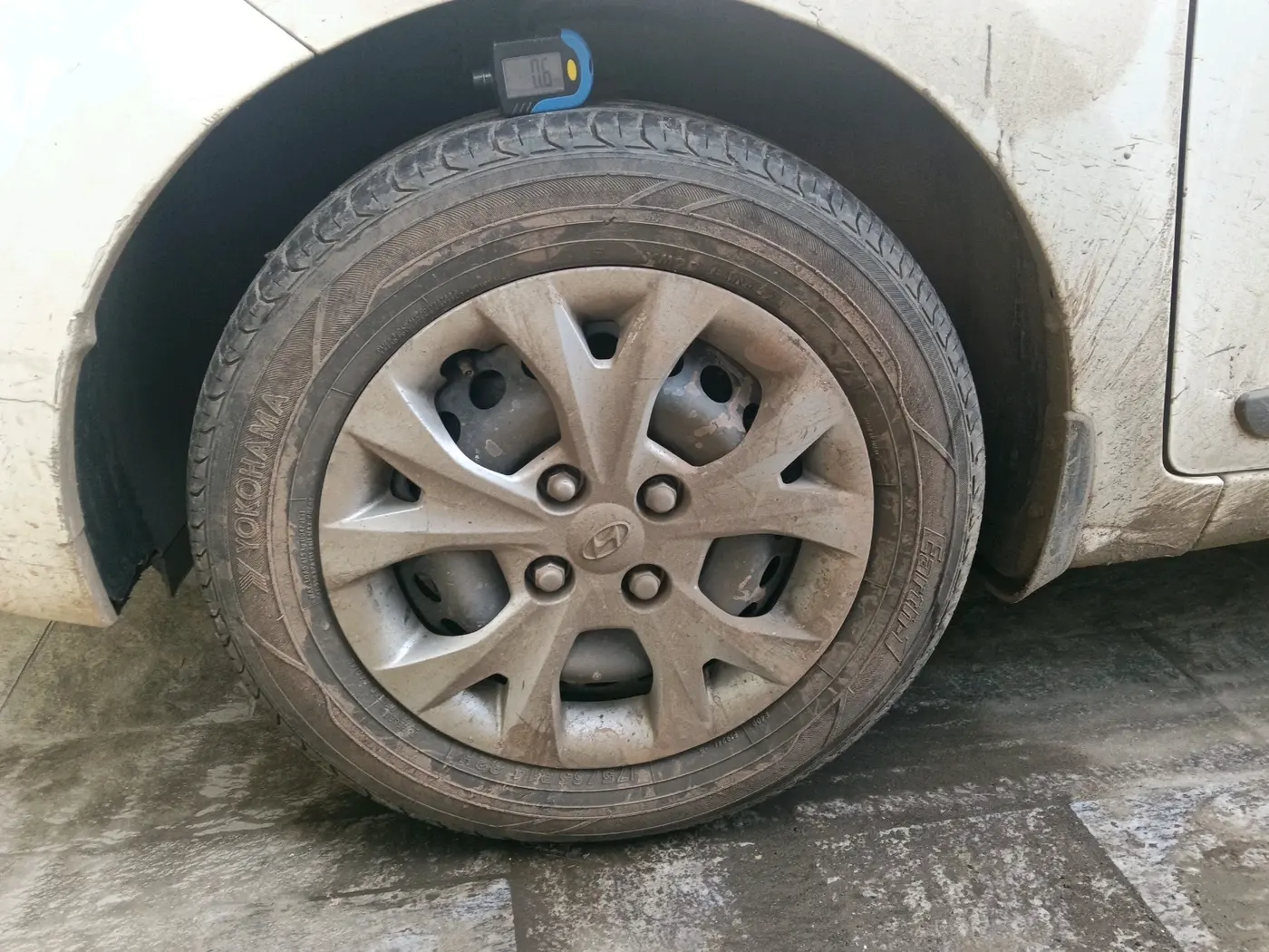 2014 Hyundai Grand i10 SPORTZ 1.2 KAPPA VTVT, Petrol, Manual, 1,57,524 km, tyre