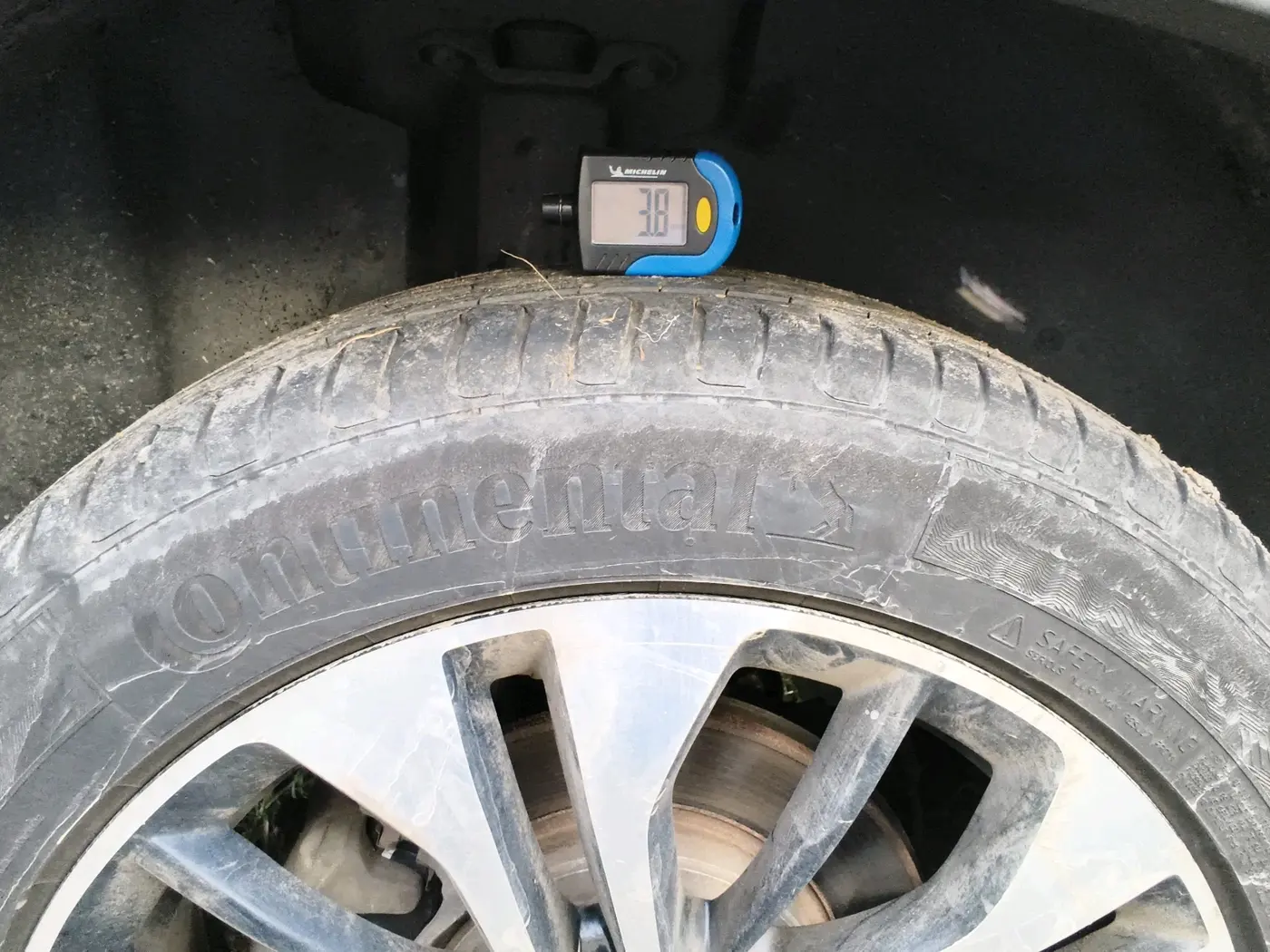 2021 MG HECTOR PLUS SHARP 1.5 PETROL TURBO DCT 6-STR, Petrol, Automatic, 83,021 km, tyre