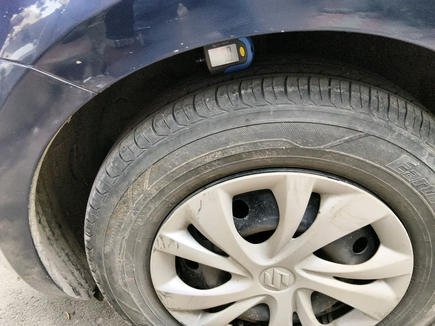 2020 Maruti Swift VXI, Petrol, Manual, 89,968 km, tyre