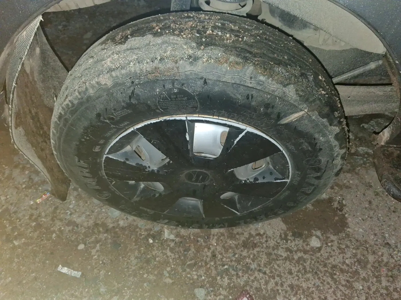 2019 Maruti Eeco 5 STR WITH A/C+HTR, Petrol, Manual, 1,05,854 km, tyre