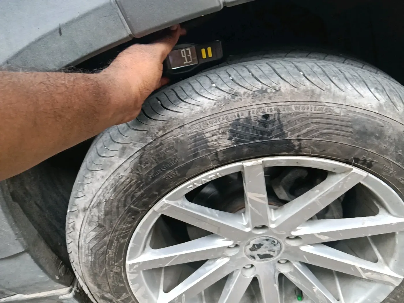 2025 Maruti BREZZA VXI, Petrol, Manual, 32,227 km, tyre