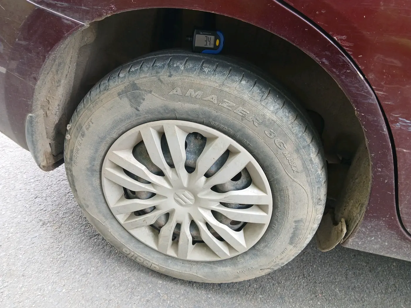 2018 Maruti Dzire VXI AMT, Petrol, Automatic, 69,208 km, tyre