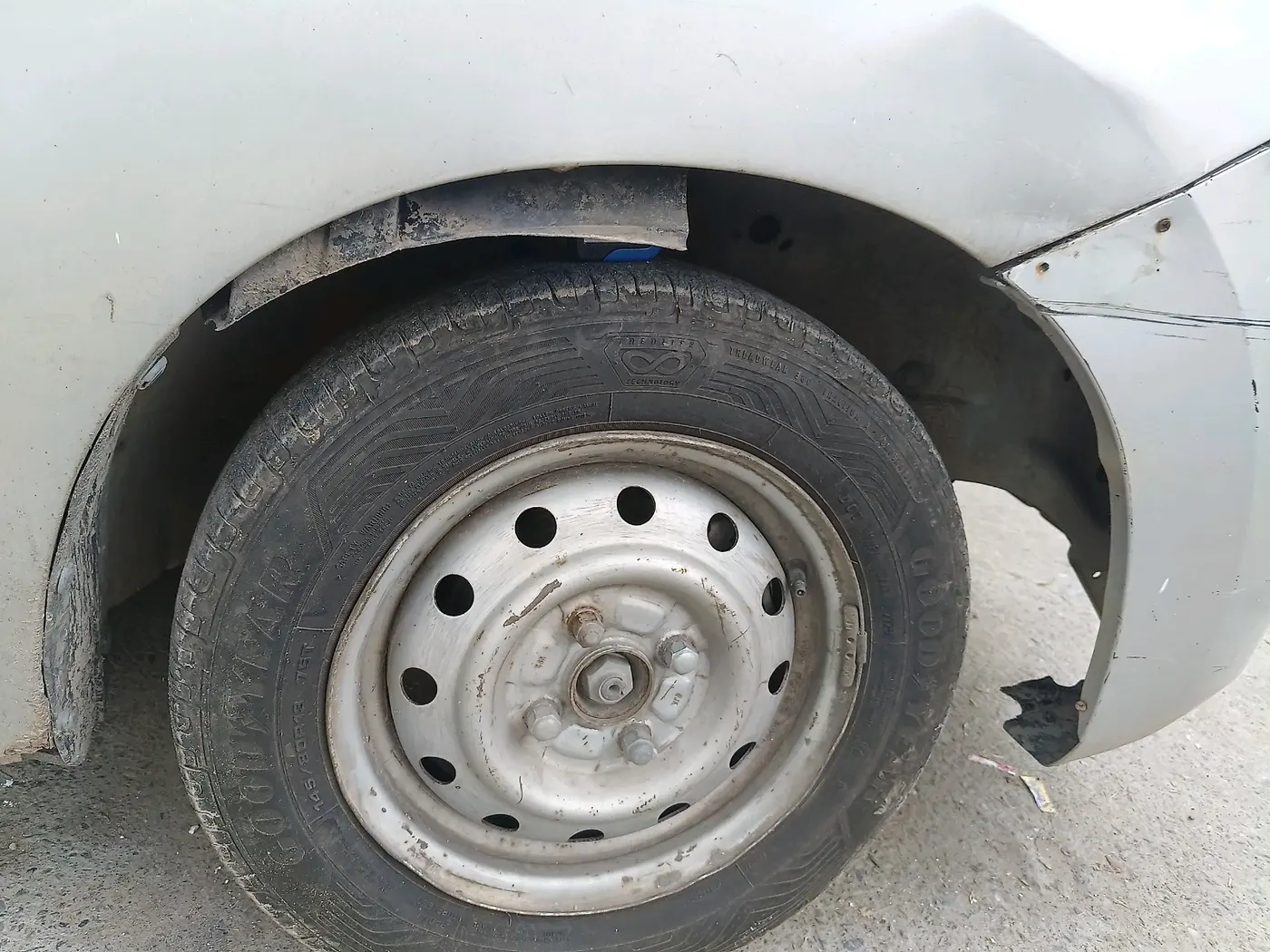 2018 Maruti Wagon R 1.0 LXI CNG, CNG, Manual, 1,26,455 km, tyre