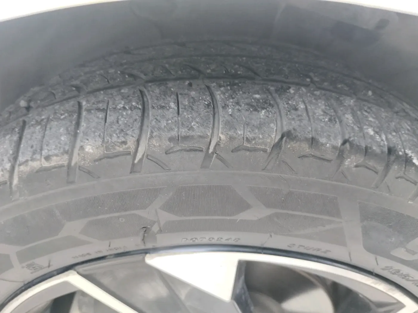 2020 Hyundai Verna SX (O) 1.5 CRDI AT, Diesel, Automatic, 1,16,359 km, tyre