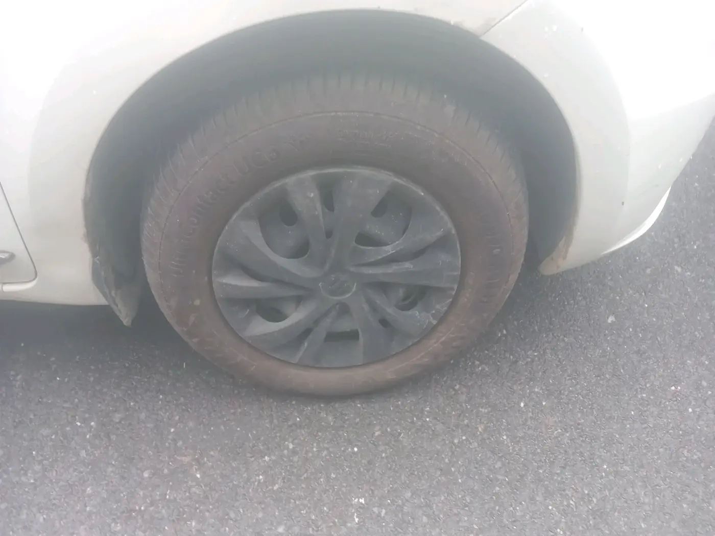 2021 Maruti Dzire LXI, Petrol, Manual, 51,914 km, tyre