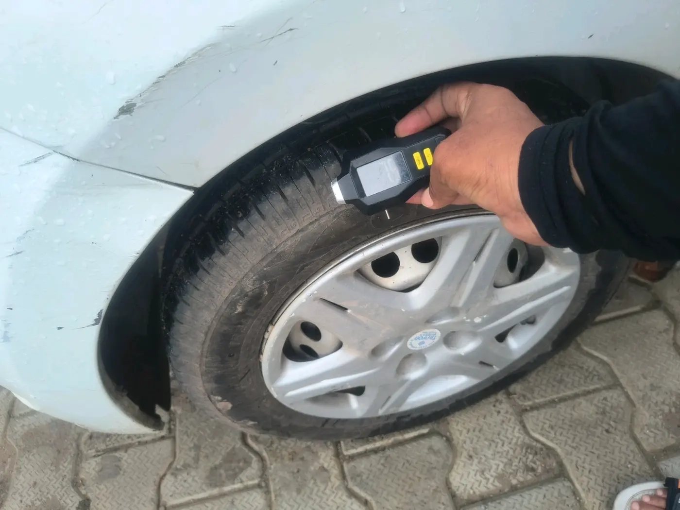 2018 Hyundai XCENT PRIME T  VTVT PLUS  CNG, CNG, Manual, 1,88,762 km, tyre